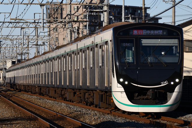 長津田検車区2020系2140Fを大袋～北越谷間で撮影した写真