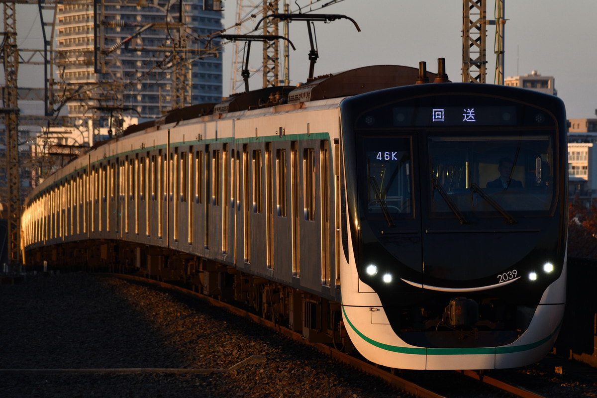 東急電鉄 長津田検車区 2020系 2139F
