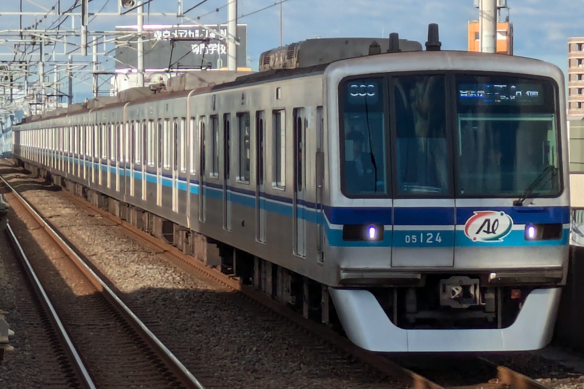 東京メトロ 深川検車区 05系 05-124F