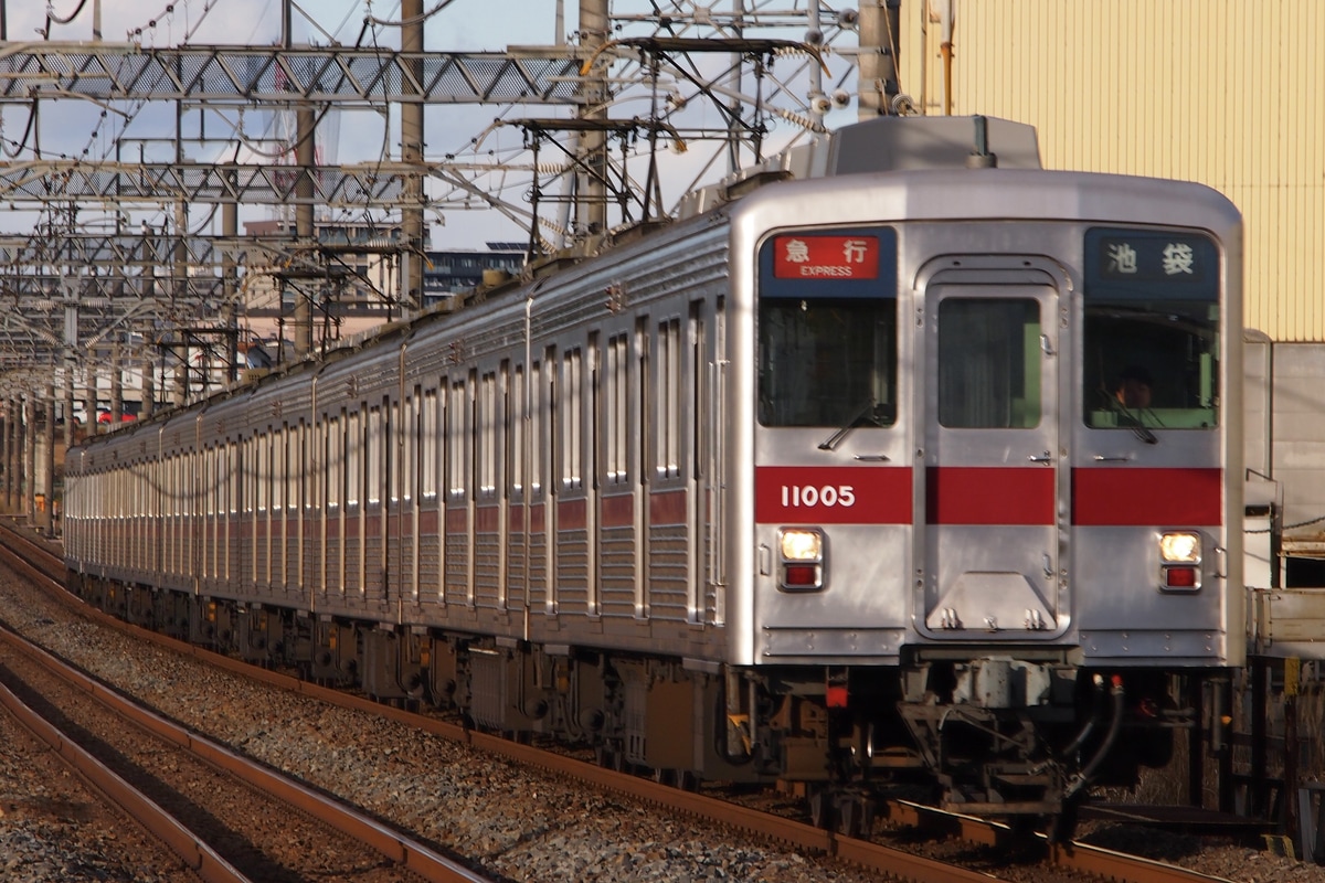 東武鉄道 森林公園検修区 10000系 11005F