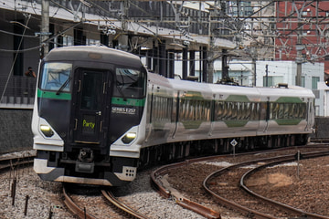 JR東日本E257系オオOM-52編成を倉賀野～高崎間で撮影した画像
