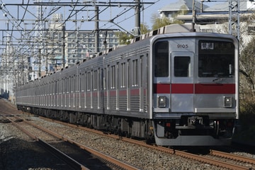 東武鉄道9000系9105Fを柳瀬川～志木間で撮影した画像
