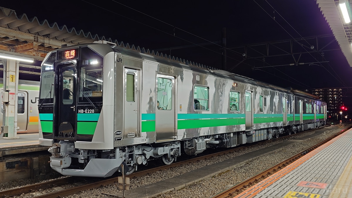 JR東日本 ぐんま車両センター HB-E220系 HB-E221-9+HB-E222-9編成