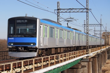 東武鉄道60000系61618Fを南桜井～川間間で撮影した画像