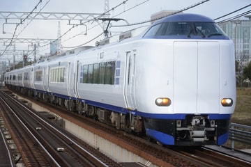 JR西日本271系HA652編成を浅香駅で撮影した画像