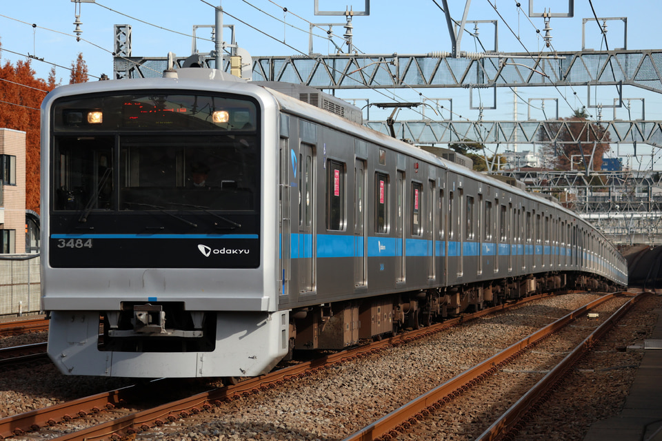 小田急3000形3084×10<br class="br-sp" />(3084F)(3084編成)の写真
