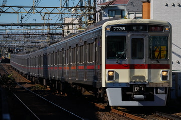 京王電鉄7000系7728Fを桜上水～下高井戸間で撮影した画像