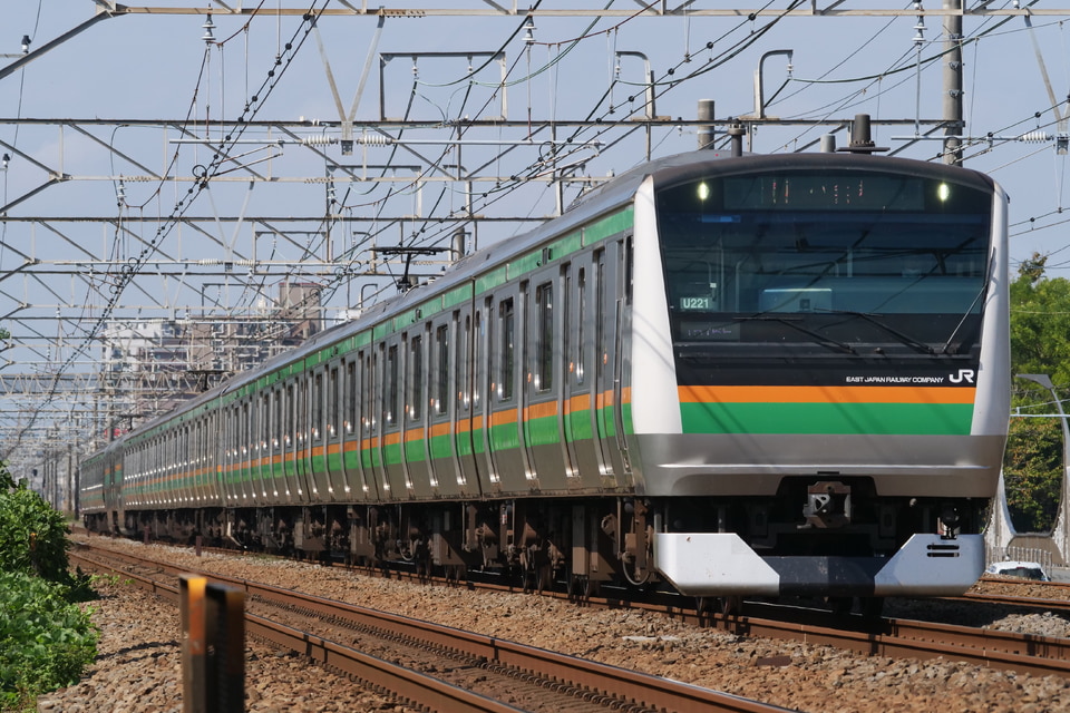 JR東E233系ヤマU221編成<br class="br-sp" />(U221編成)の写真