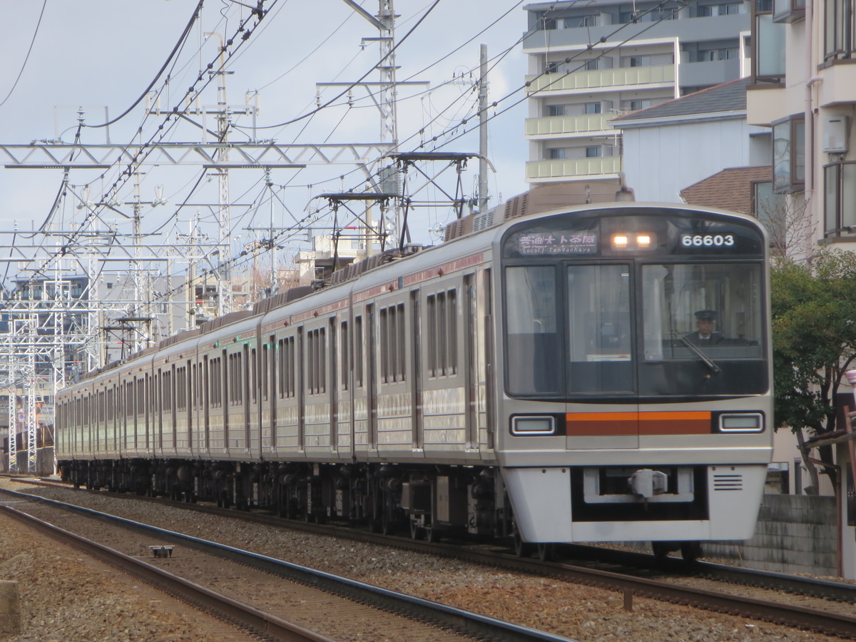大阪市交通局  66系 66603f