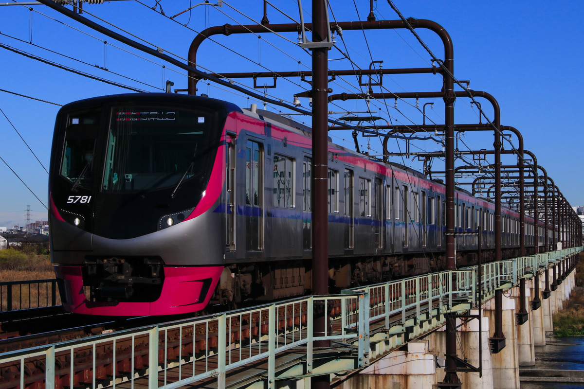 京王電鉄 若葉台検車区 5000系 5731F