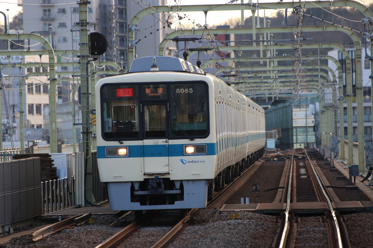 小田急電鉄  8000形 