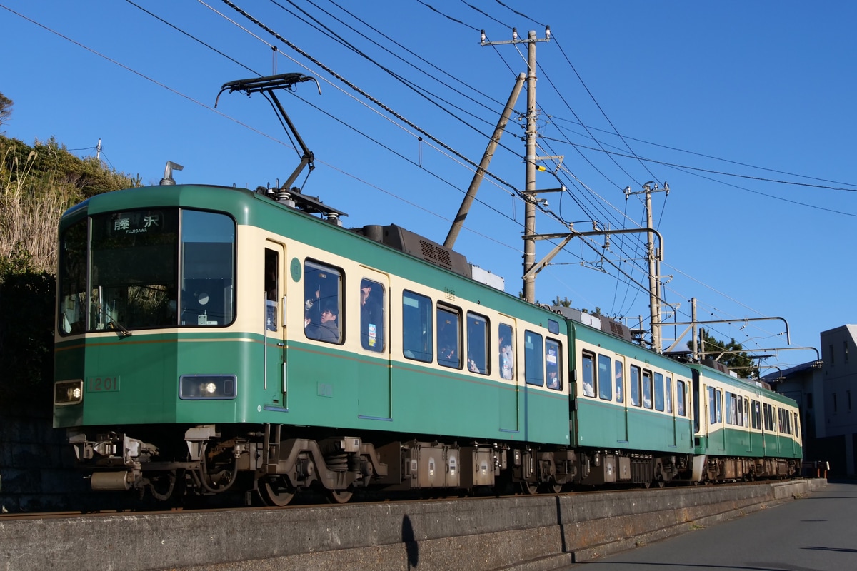 江ノ島電鉄 極楽寺検車区 1000形 1201F