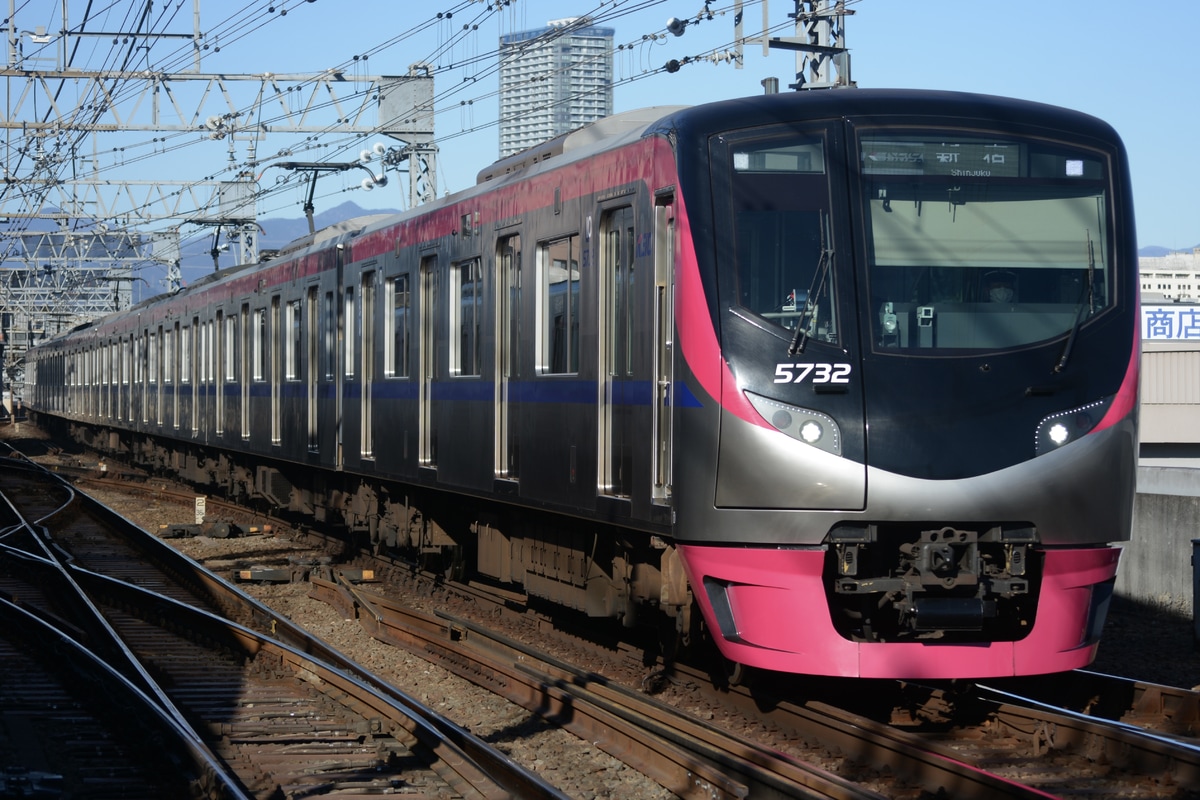 京王電鉄 若葉台検車区 5000系 5732F