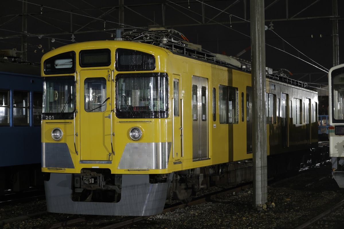 近江鉄道  200形(元西武2000系) 201F(元2451F)