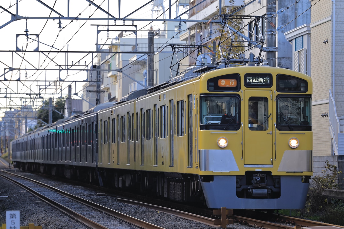 西武鉄道  2000系 2461+2069F