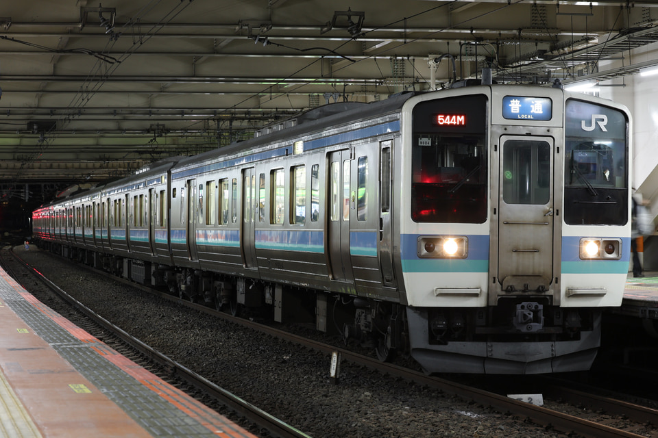 JR東211系ナノN604編成<br class="br-sp" />(ナノN604)の写真