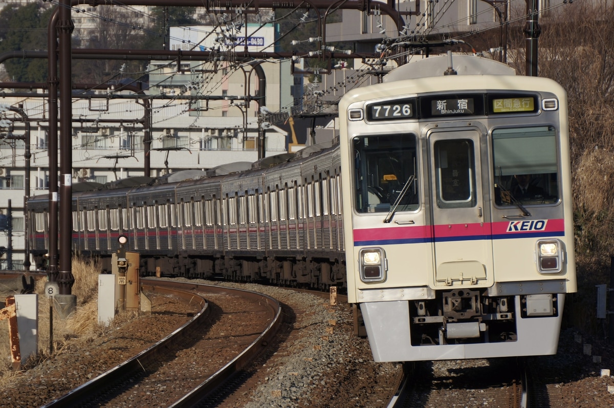 京王電鉄  7000系 7726f