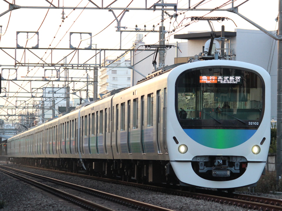 西武30000系38107F<br class="br-sp" />(38107編成)の写真