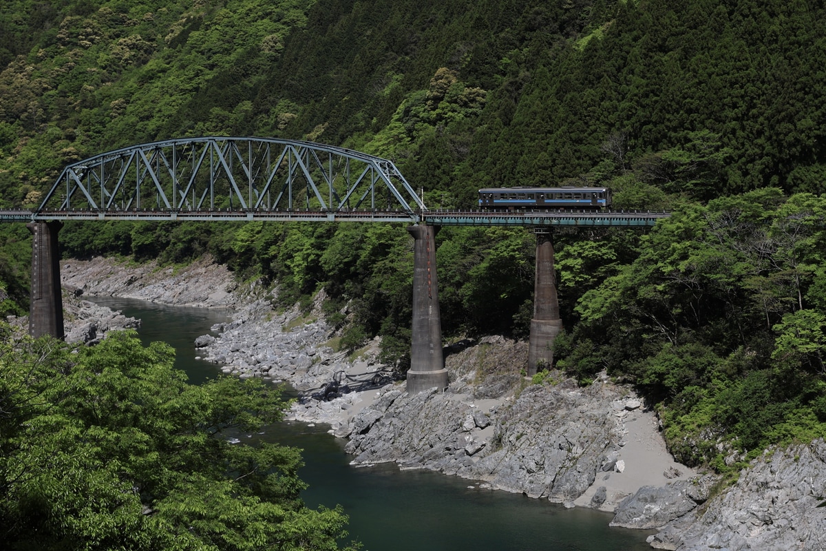 JR四国 高知運転所 1000型 