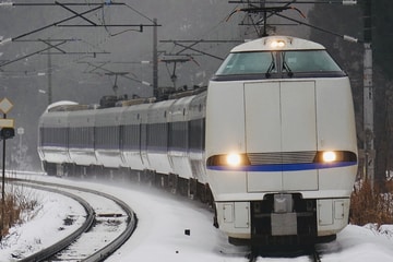 JR西日本683系B37編成を南今庄駅で撮影した画像