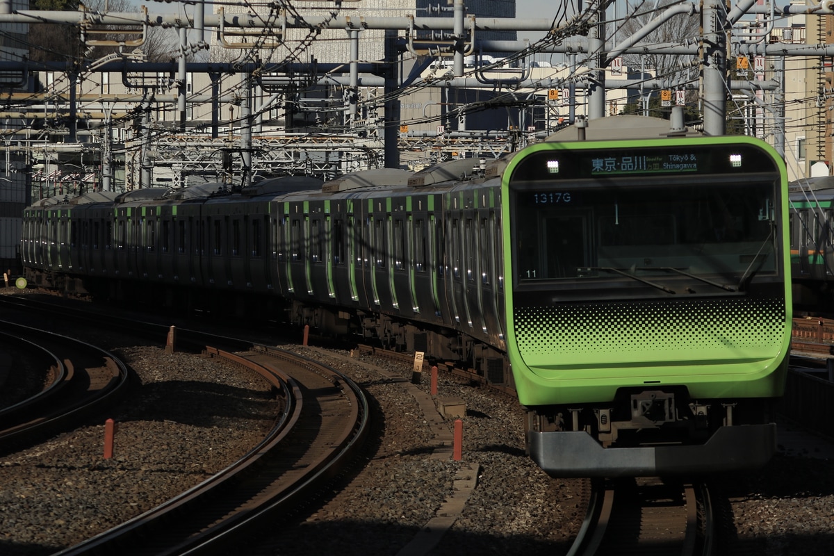 JR東日本 東京総合車両センター本区 E235系 トウ11編成