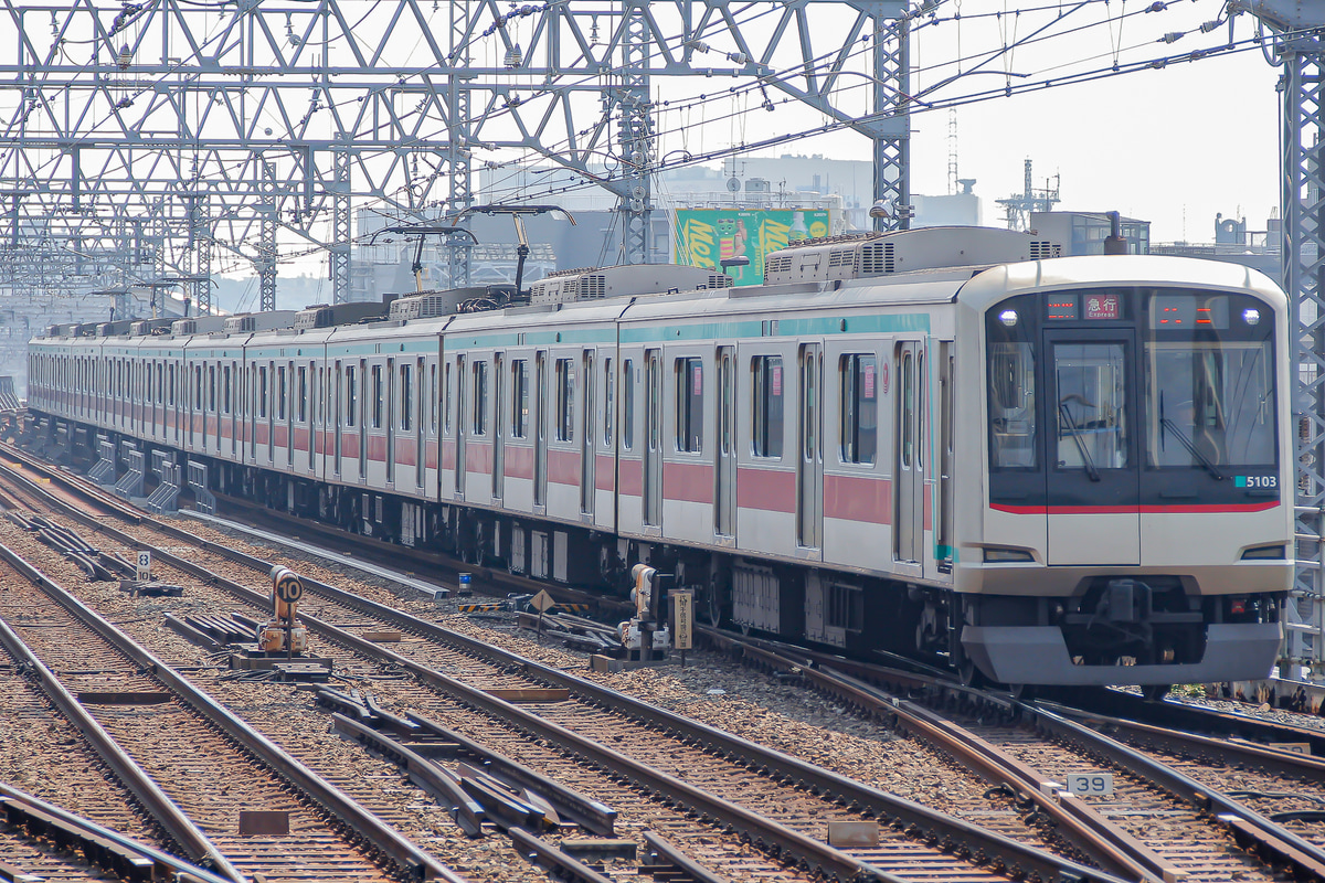 東急電鉄  5000系 5103F