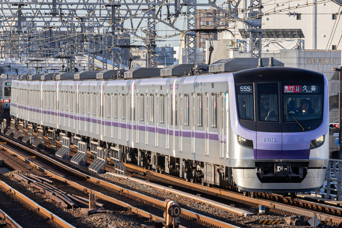 東京メトロ  18000系 18116F