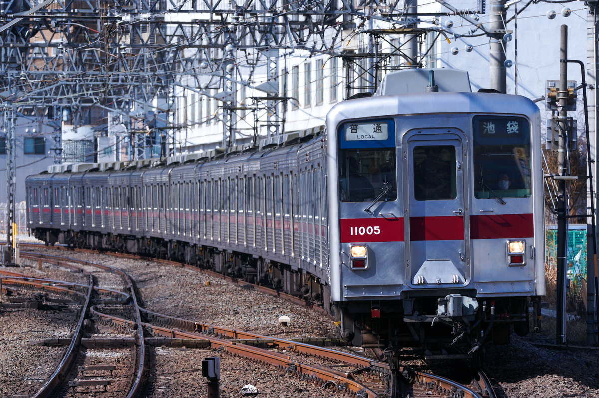 東武鉄道 森林公園検修区 10000系 11005F