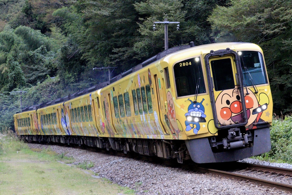 JR四2700系2804の写真