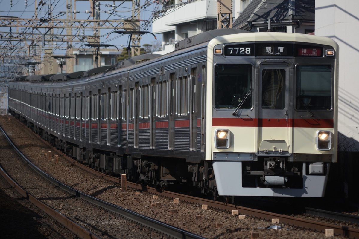 京王電鉄 若葉台検車区 7000系 7728F
