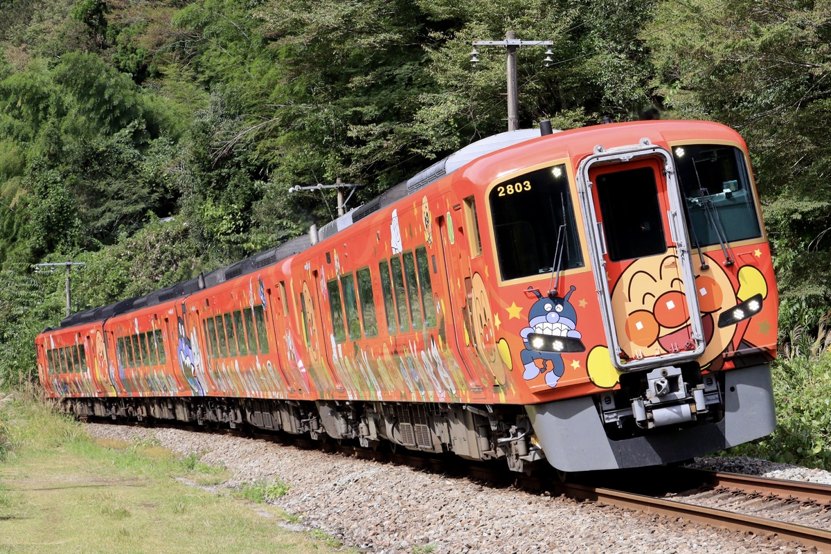 JR四国 高知運転所 2700系 2803