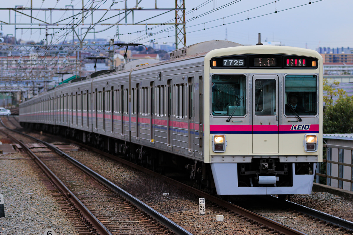 京王電鉄 若葉台検車区 7000系 7725F