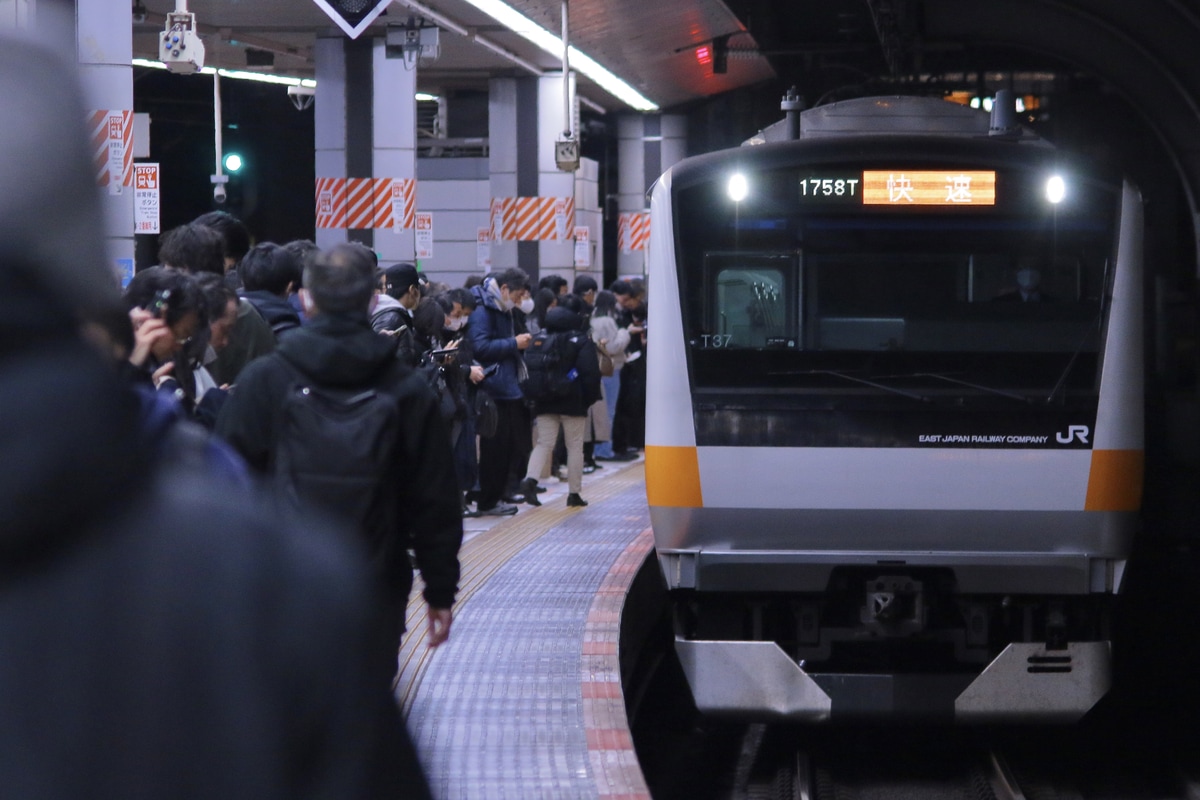 JR東日本 豊田車両センター本区 E233系 トタT37編成