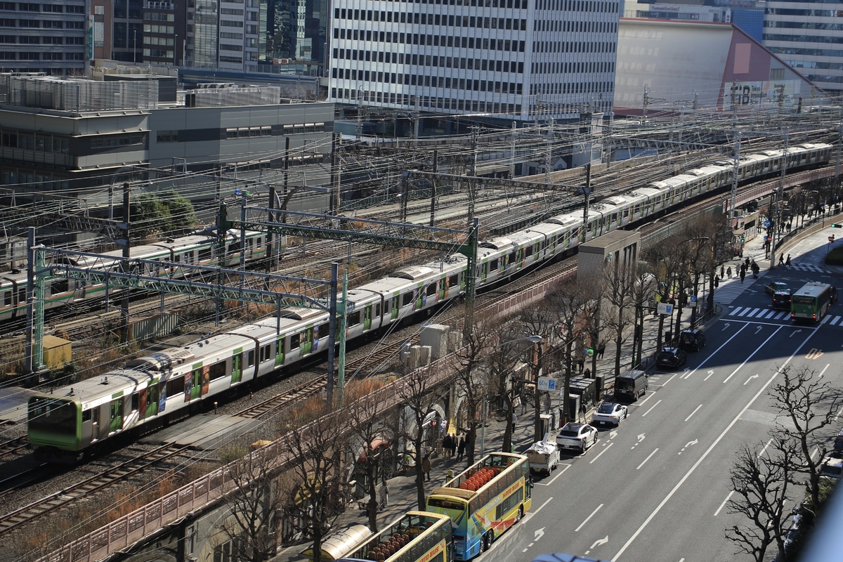 JR東日本 東京総合車両センター本区 E235系 トウ12編成