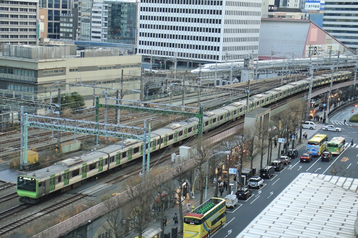 JR東日本 東京総合車両センター本区 E235系 トウ09編成