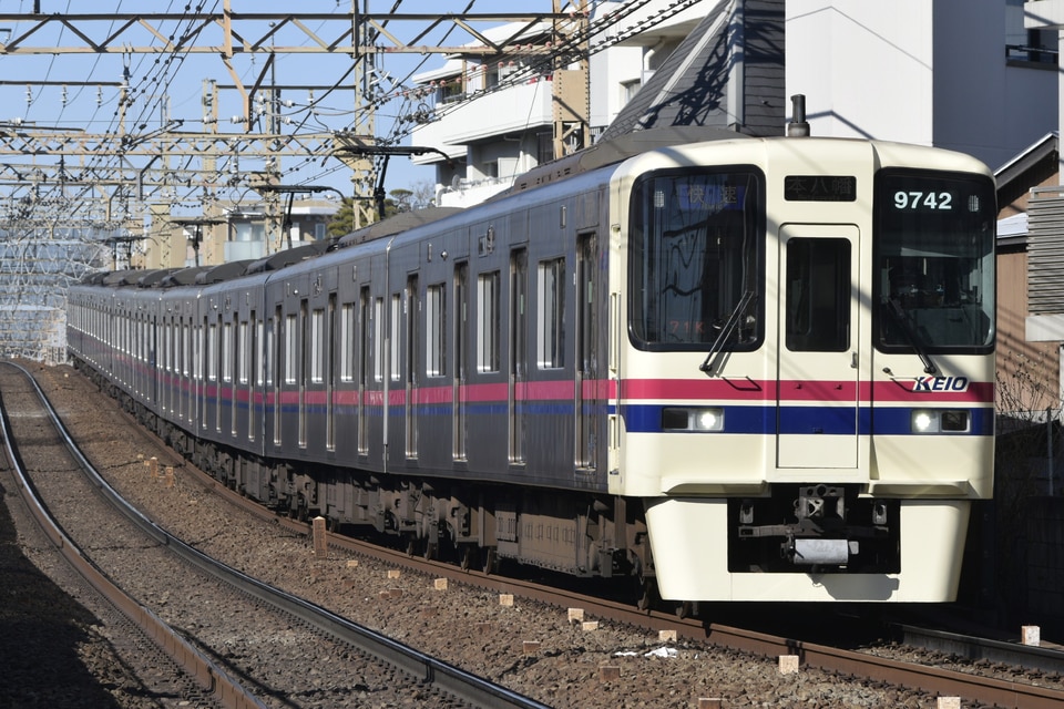 京王9000系9742F<br class="br-sp" />(9742編成)の写真