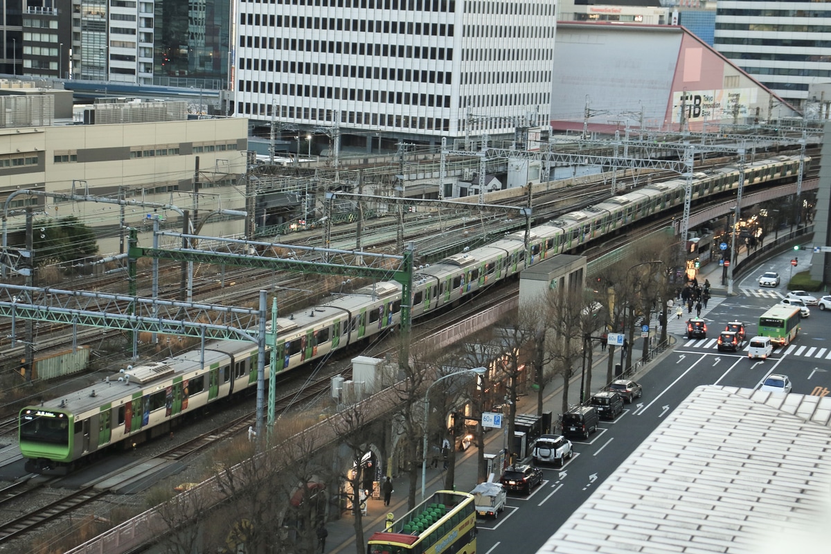 JR東日本 東京総合車両センター本区 E235系 トウ12編成