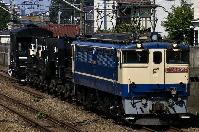 新鶴見機関区EF65を新秋津～東所沢間で撮影した写真
