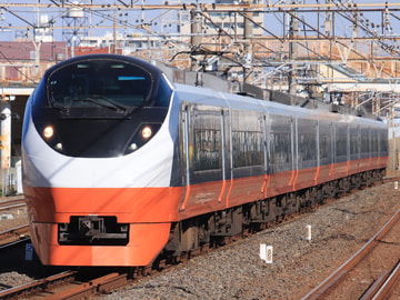 JR東日本E657系カツK3編成を馬橋駅で撮影した画像
