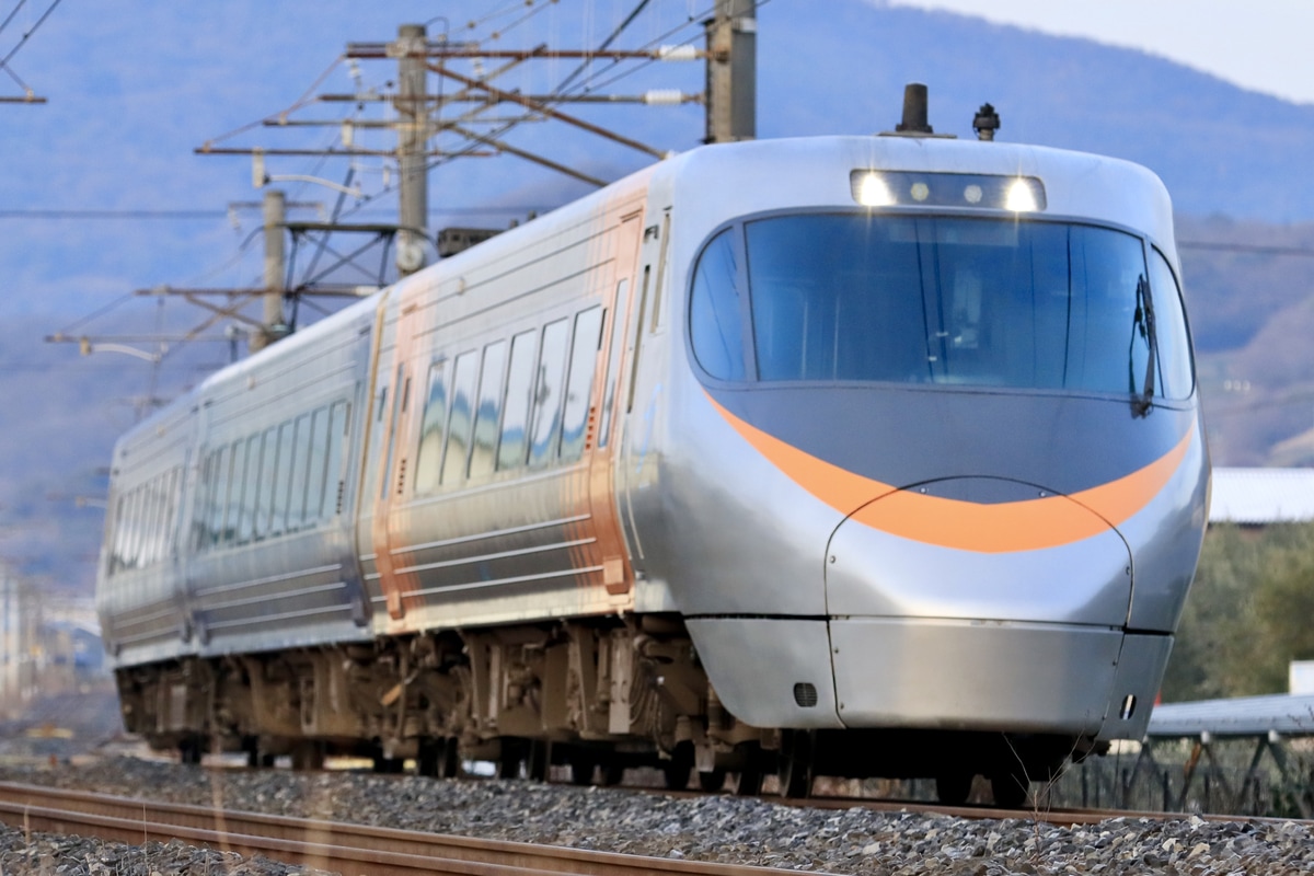 JR四国 松山運転所 8000系 S5編成