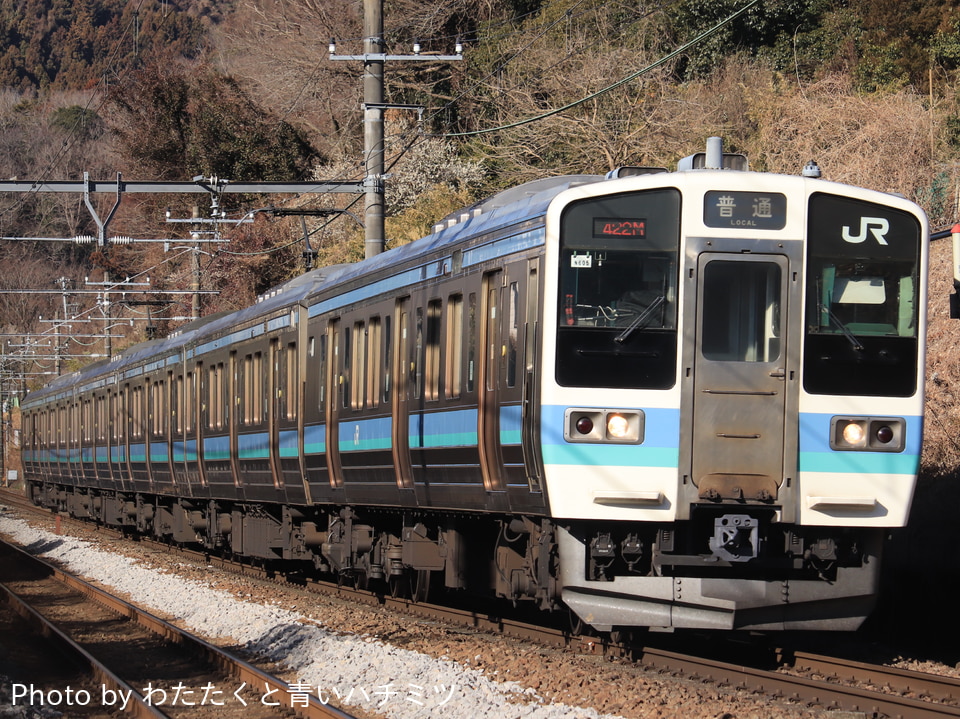 JR東211系ナノN605編成<br class="br-sp" />(ナノN605)の写真