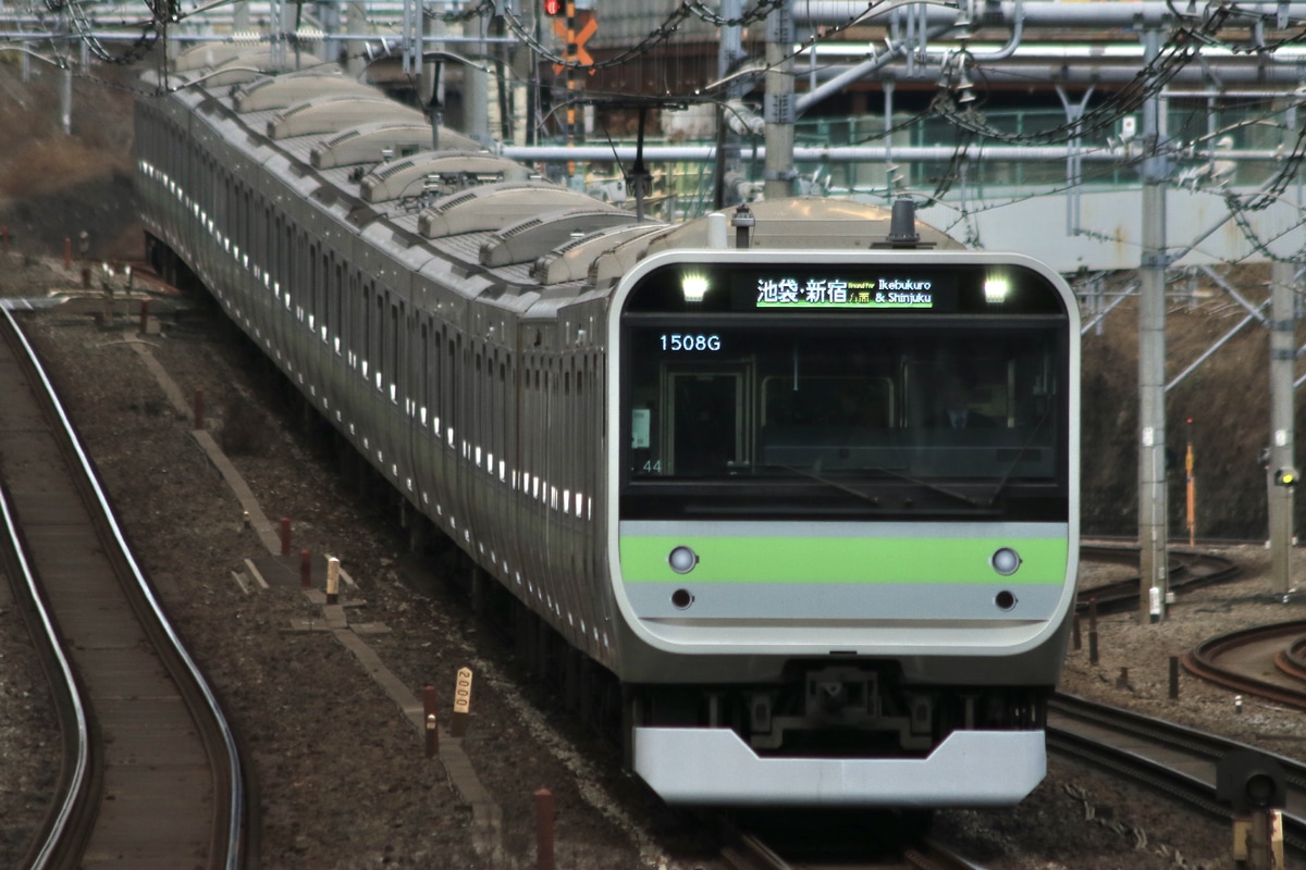 JR東日本 東京総合車両センター本区 E235系 トウ44編成