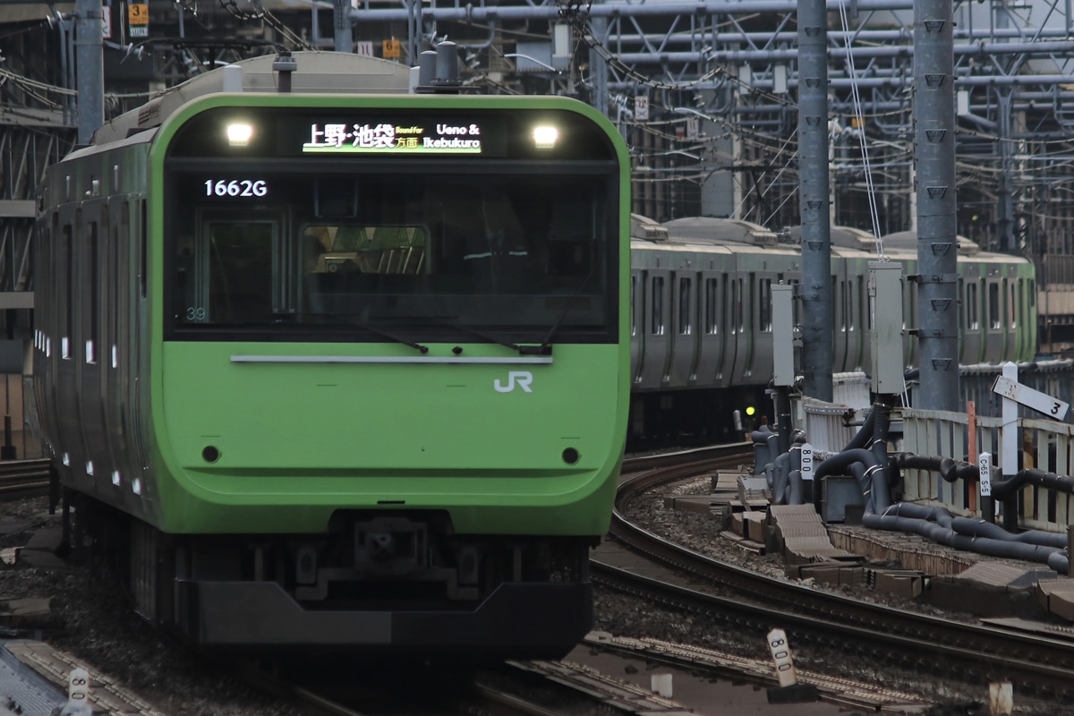 JR東日本 東京総合車両センター本区 E235系 トウ39編成