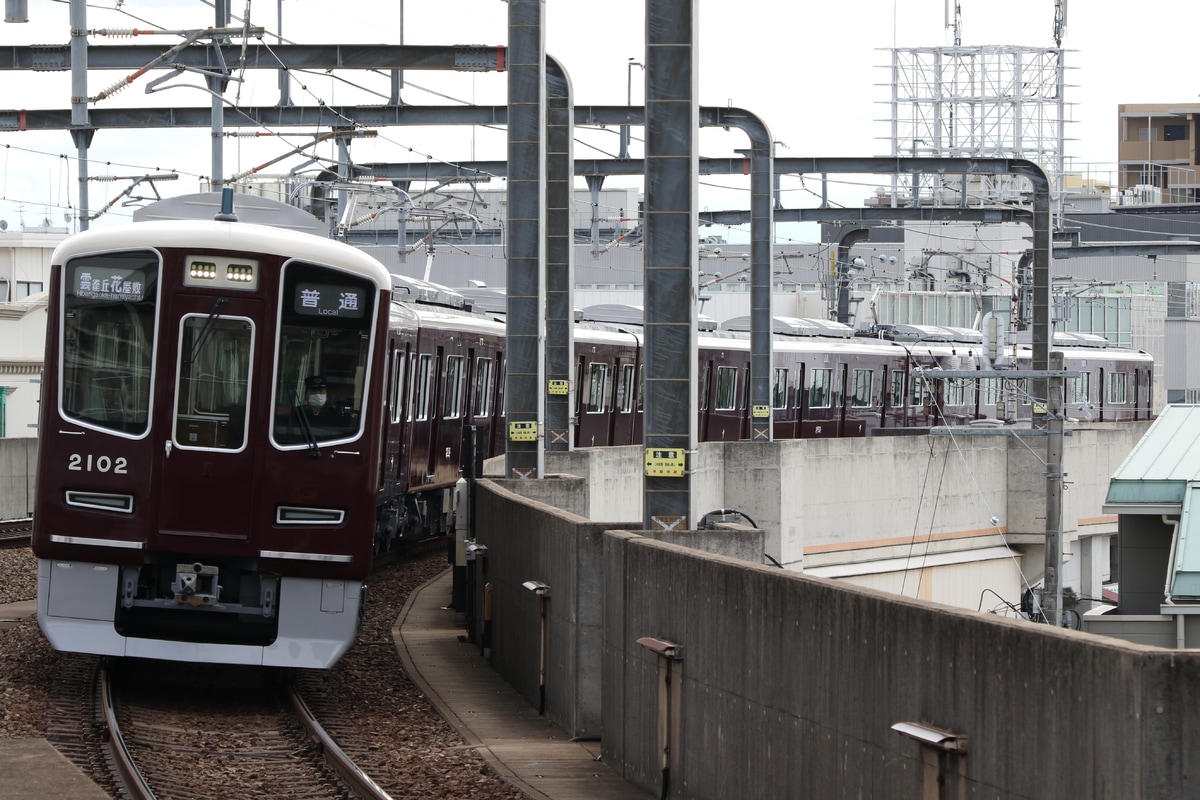 阪急電鉄 平井車庫 2000系 2002F