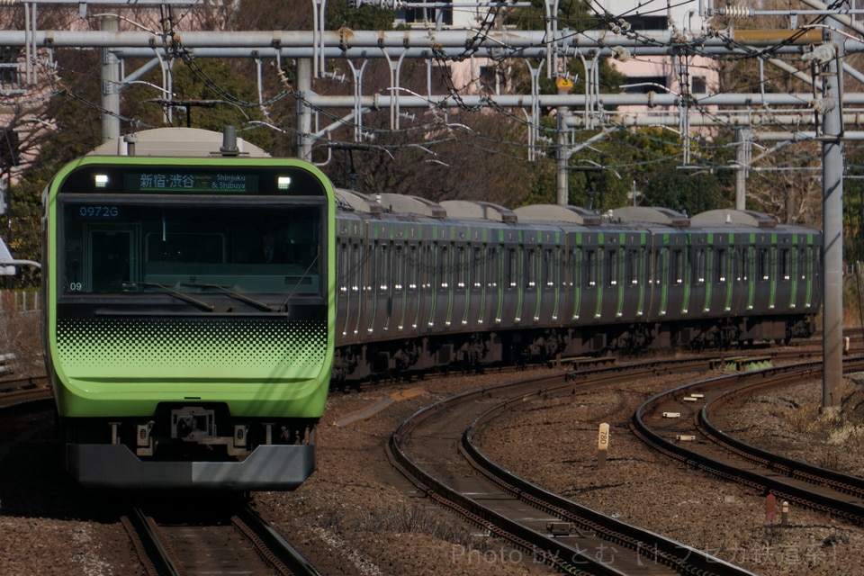 JR東E235系トウ09編成<br class="br-sp" />(トウ09)の写真