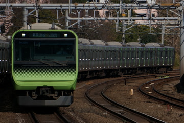  系 新大久保駅付近