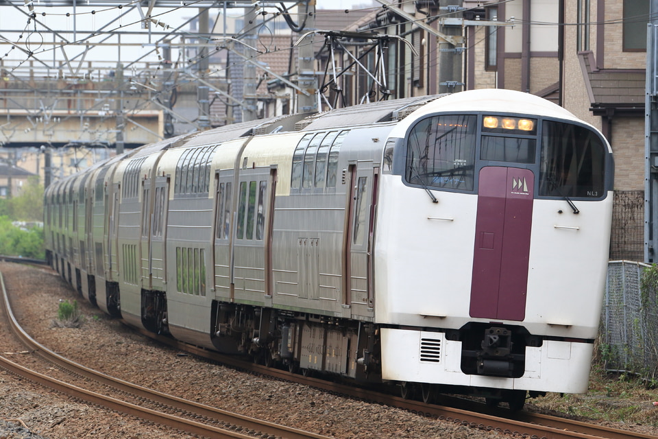 JR東215系コツNL3編成<br class="br-sp" />(コツNL3編成)(コツNL3)(コツNL3)の写真