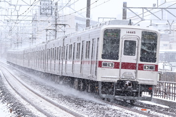 東武鉄道10030型11445Fを不明で撮影した画像
