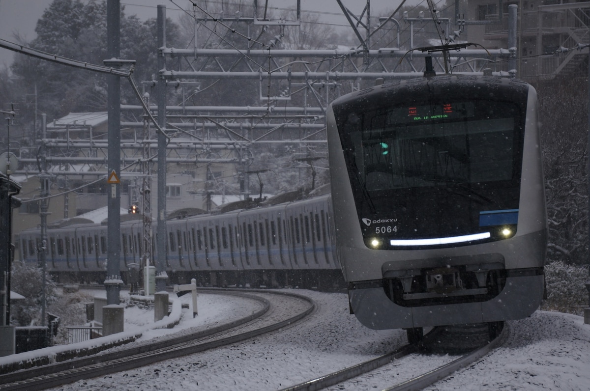 小田急電鉄  5000系 5064f