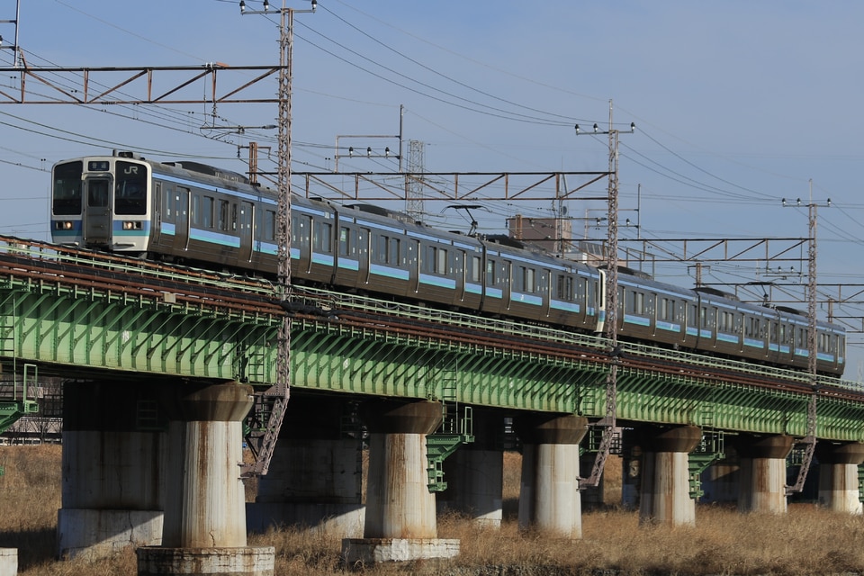 JR東211系ナノN334編成<br class="br-sp" />(ナノN334)の写真